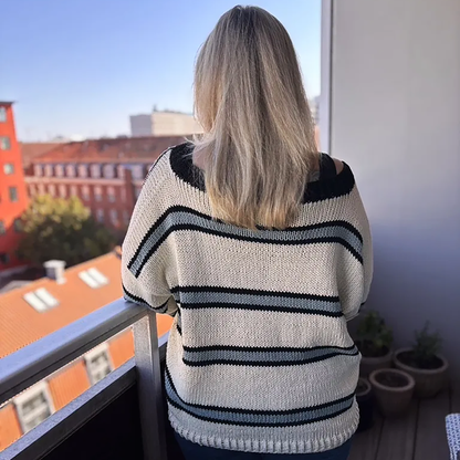 Tester hand knit v-neck sweater raspberry donut